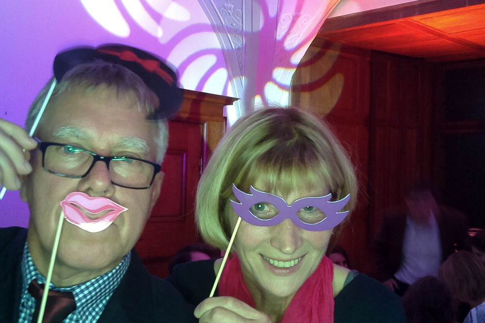 FB-1458940321